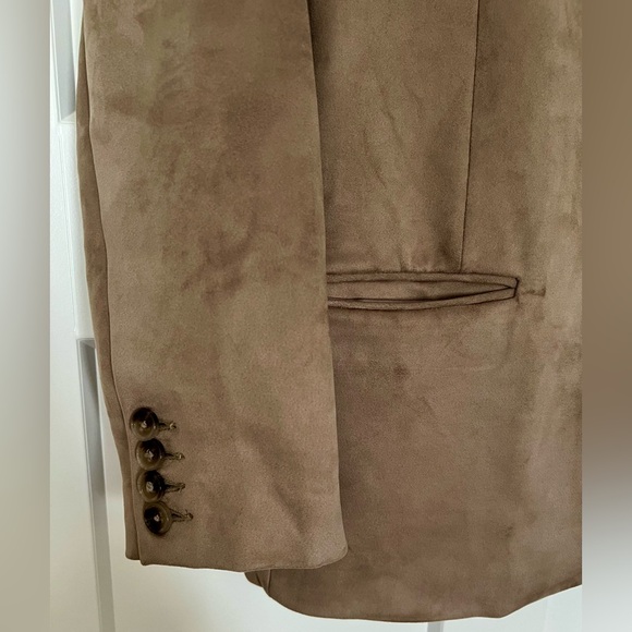 Abercrombie & Fitch Vegan Suede Slouchy Blazer, Size Small - Picture 3 of 5